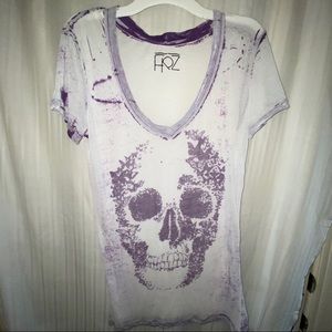 Unknown brand white w/ purple skull T-shirt Large